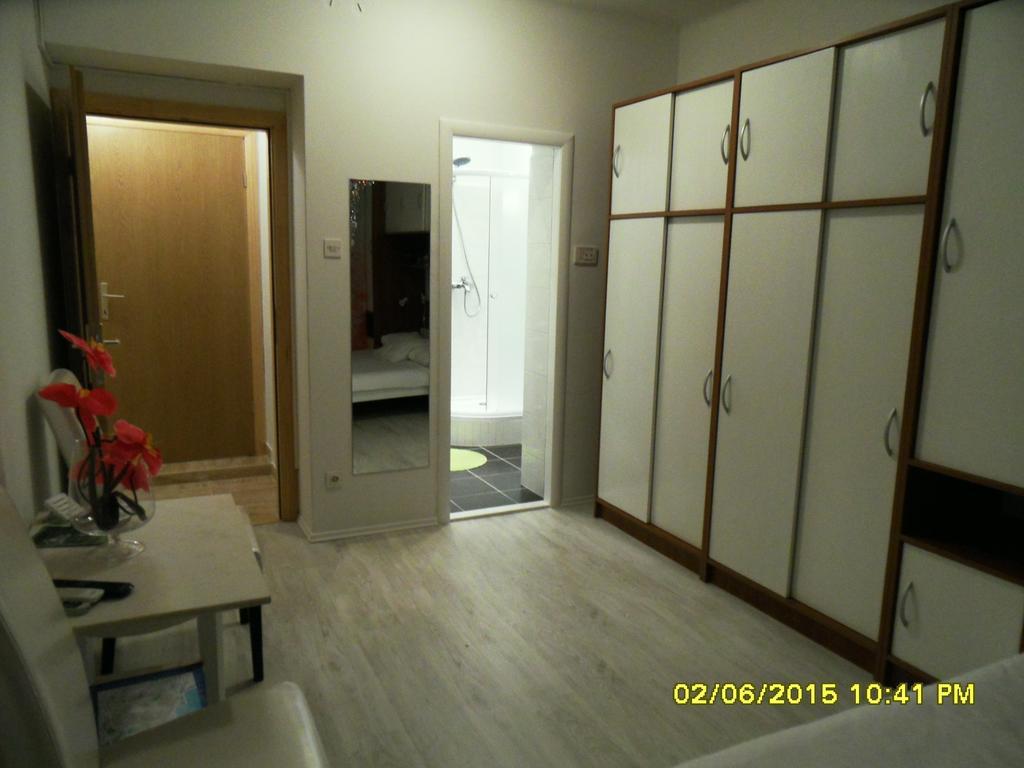 Rooms And Apartment Stambuk Split Eksteriør billede